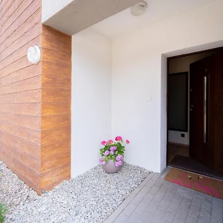 Apartmán Ciekawe Miejsce 2 *