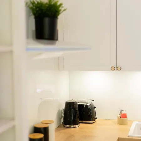 Apartment Ciekawe Miejsce 2 *